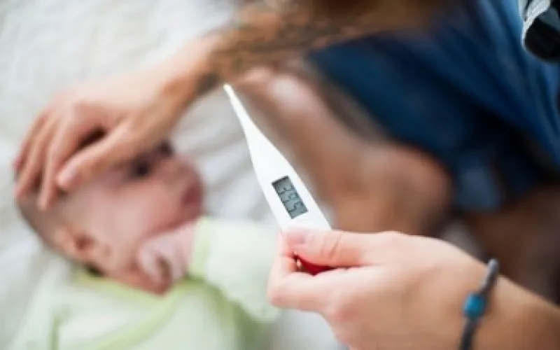 BabyKoortsZiekPregnancybirthbaby