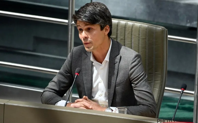 BenjaminDalleparlementPHOTONEWS 10932583 014