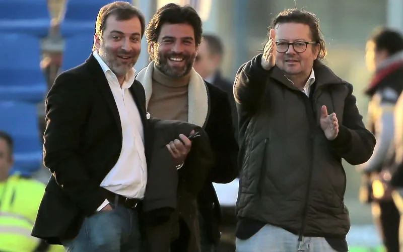 Mogi Mehdi Bayat Coucke