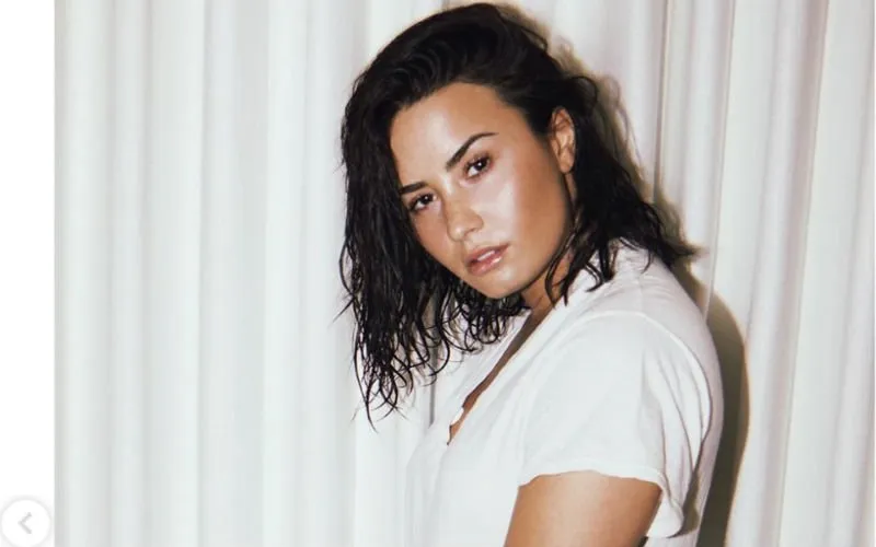 demilovatoINSTAGRAM
