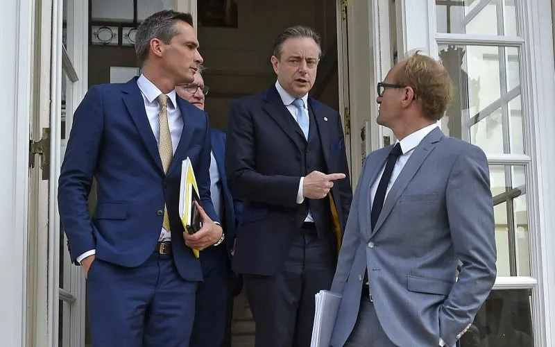 deweverweytsvanparysPHOTONEWS