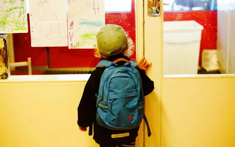 entry to school 2454153 1280