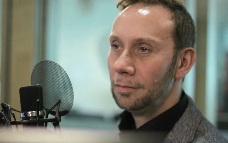 guy tsjoenRADIO1