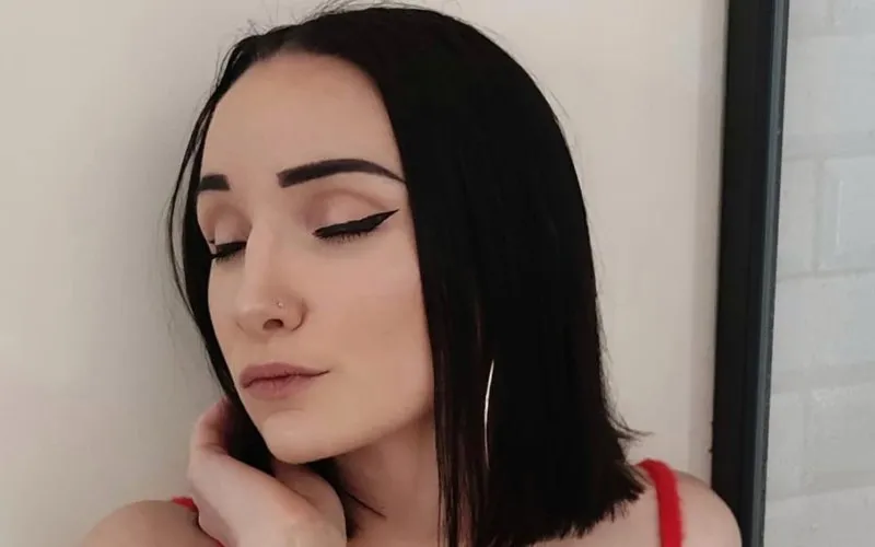 lauraINSTAGRAM 1