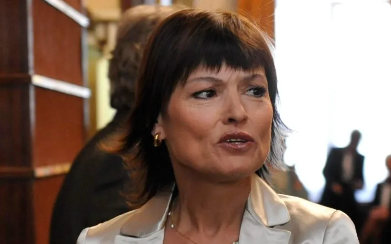 lindadewinPHOTONEWS