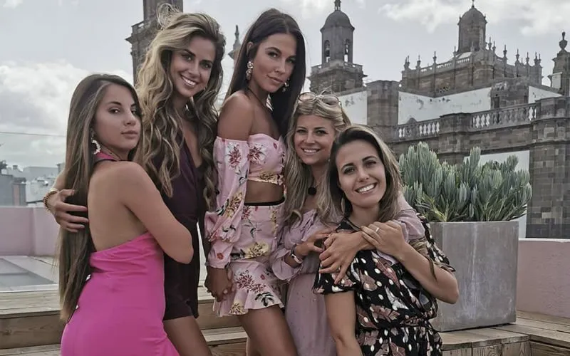 loveislandVIER 1