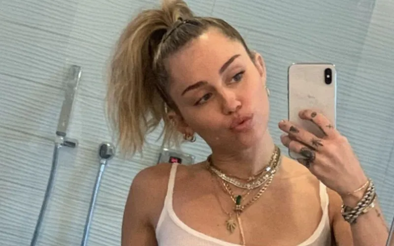 mileycyrusINSTAGRAM 1