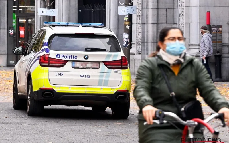 politiePHOTONEWS 8