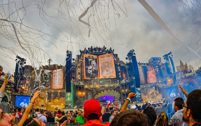 tomorrowland 2
