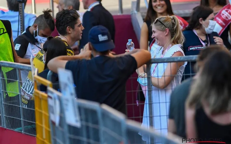 woutvanaertsarahdebiephotonews 1 1