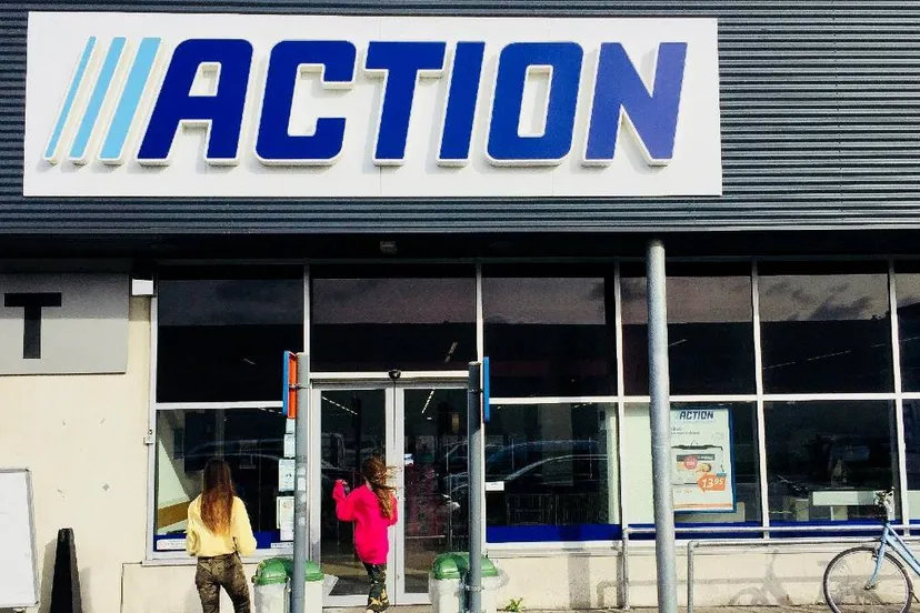 250703action