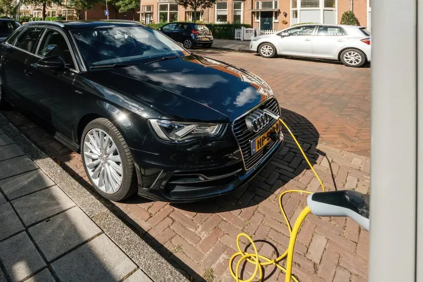 250708ELEKTRISCHEAUTO
