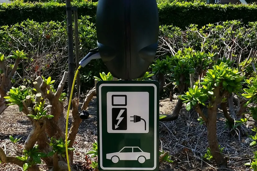 2015 06 14 laadpaal salentein