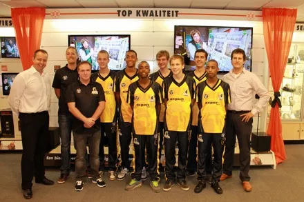 dzmicja9r0tmzx12817zdfsx4 182518