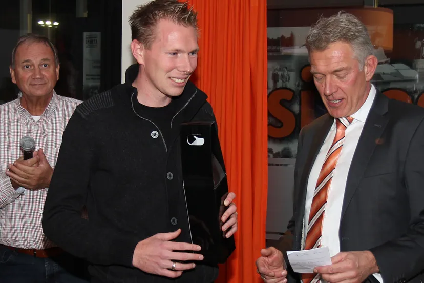 ewhirbo7wy9yb658j6quyt6d6 2013 11 17 spartade jong en laan