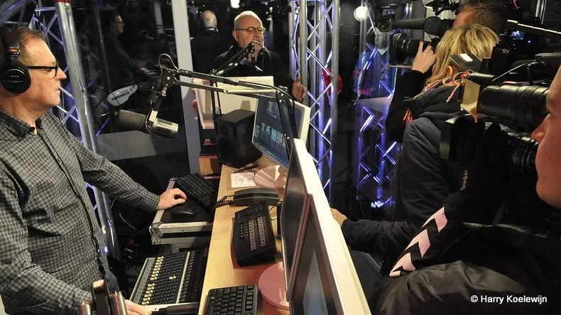 fsrfizi9g2zlr5n280phbr03q 2014 12 08 glazen huys 01