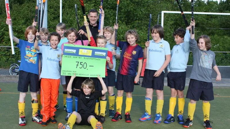 h97xmks83zwdtr8nm12bdq215 hockey jd1 mei 2014 033