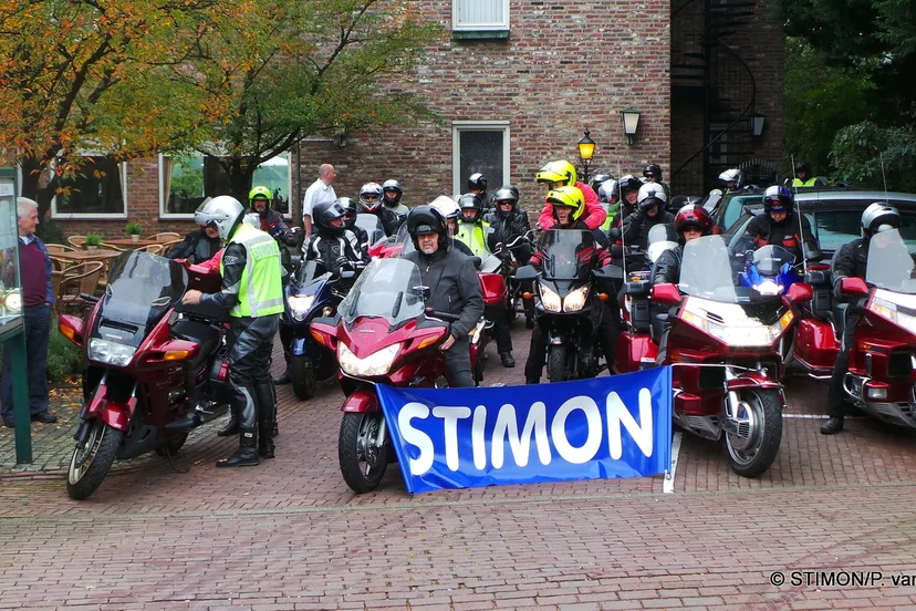 j1sb1bkegnkdj2kfx1alkbq4f 2013 10 09 stimon