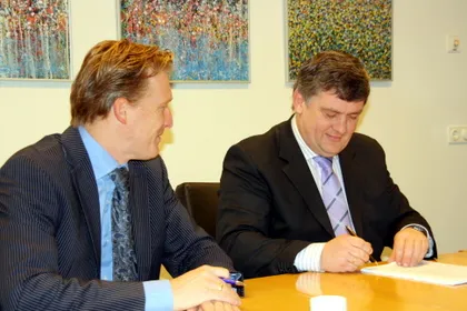 jesgjifvb8d7qu50jzhlw6v8i 33704