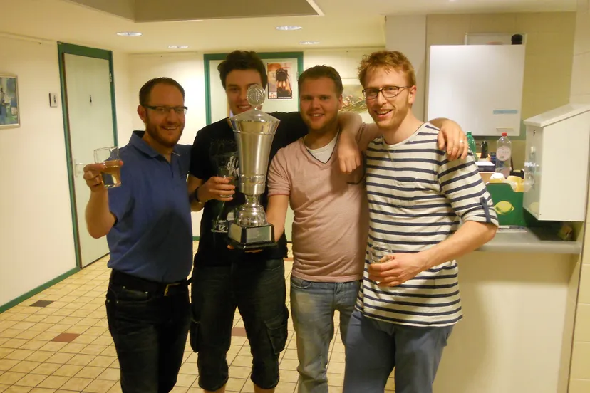 jwgm5zc0t4xwftr57dht04ysg kampioensfoto