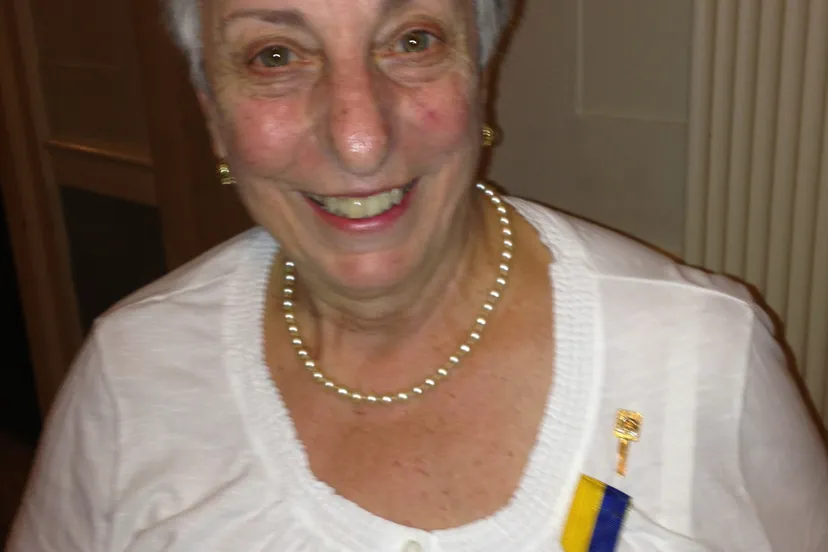 nuzuwqcqsk0u554o52kzvj2hz connie colangelo