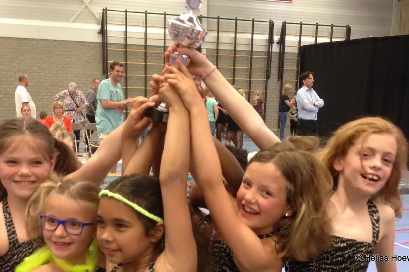 s4344uky5jz6b6tuhcjd48mrh 2014 05 26 danza pre wint op putter dansdag