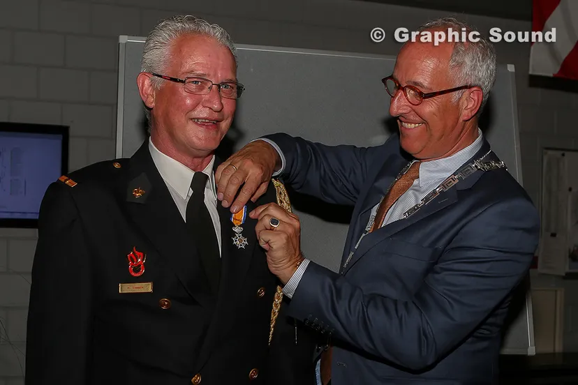 uxrzmk0jp5jp1u1wp1yir2pub 2014 06 27 vertrek wim wassinkt 011