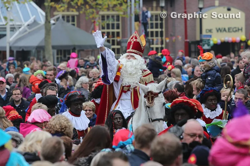 y8gag8mv0y29e1det6qygriob 2013 11 16 intocht sint 08