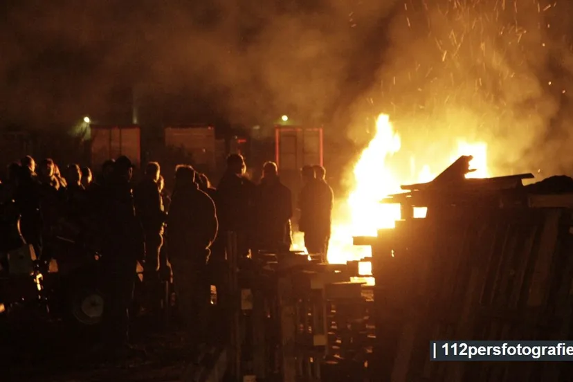 2013 04 10 paasvuur nijkerkerveen 2