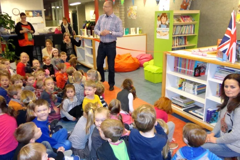 2015 01 17 ichtus schoolbibliotheek 1