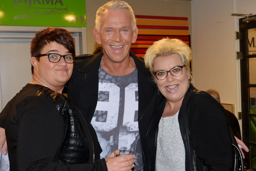 2015 02 08 toppers van oranje ivo franklin met fans