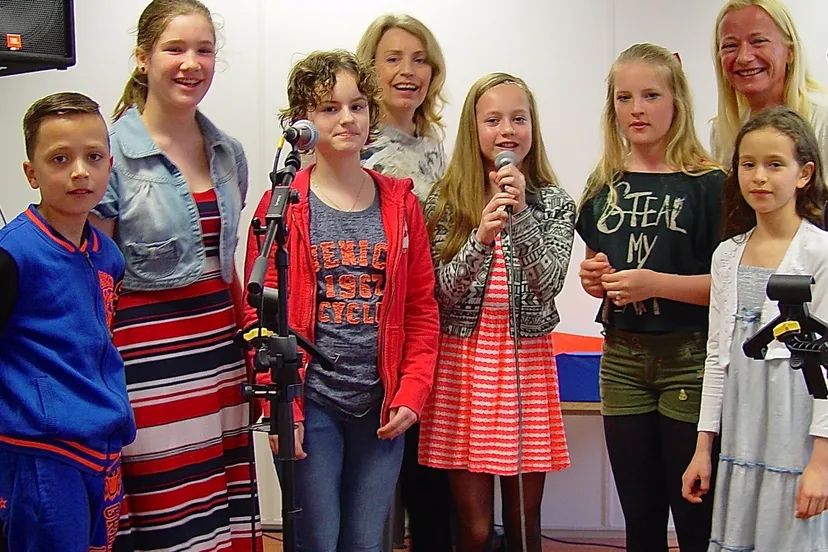 2015 04 13 voicekidshlkn