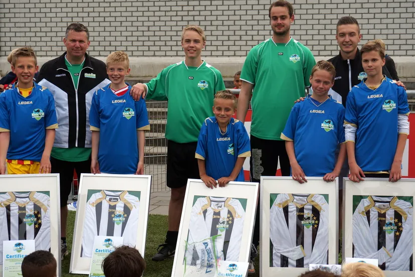 2015 05 26 kickoff 1