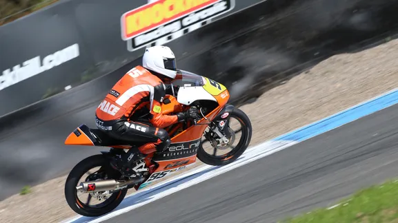 2015 07 05 r05 knockhill redline ktm 03 04 15 013