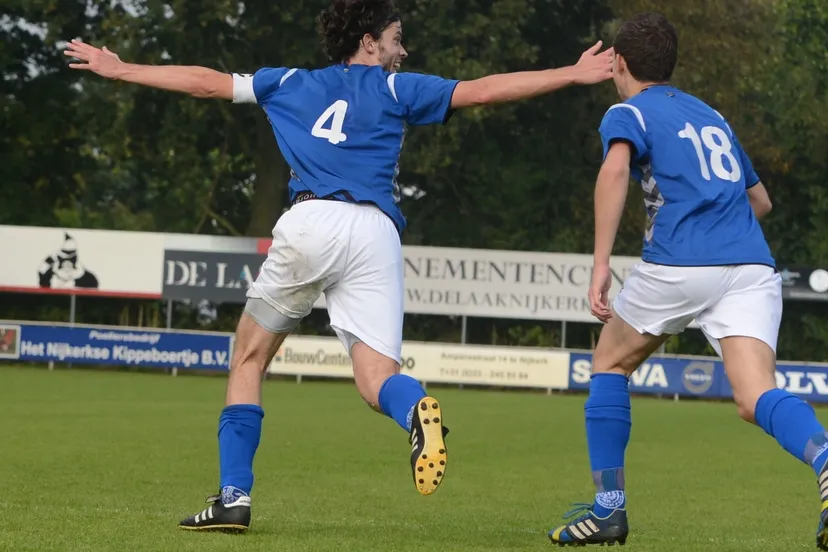 2015 10 03 veensche boys lunteren 3 10 goal glenn 2