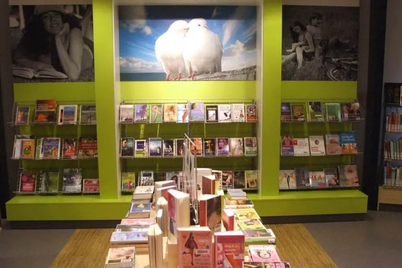 2015 10 09 bibliotheek white box2