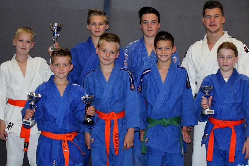 2015 10 11 rebel judo deelnemers oss made hardenberg jackievds 2mb