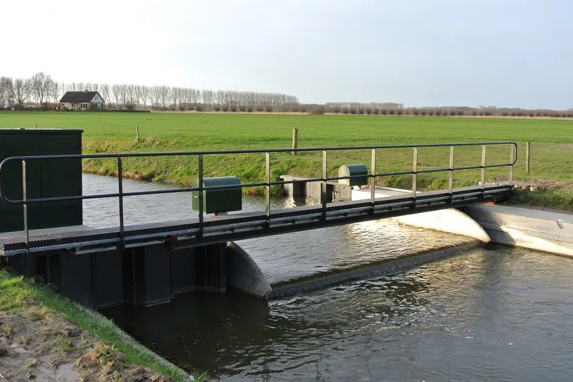 2015 12 23 stuw breemade een van de 300 meetpunten foto waterschap vallei en veluwe