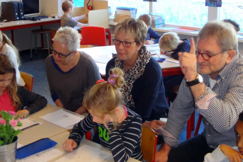 2016 03 10 opa en oma ochtend ichthusschool1