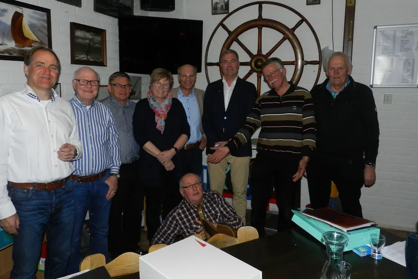 2016 04 04 nieuwe bestuur de zuidwal