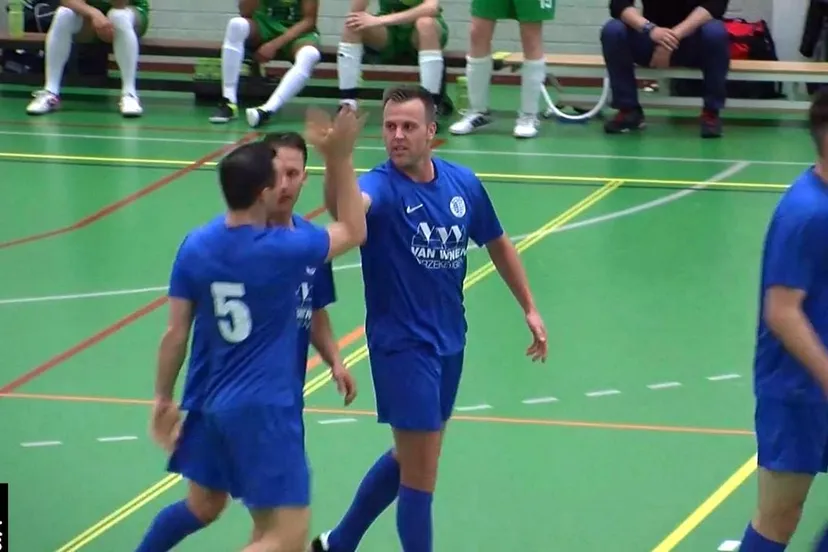 2016 04 22 walk inn boys