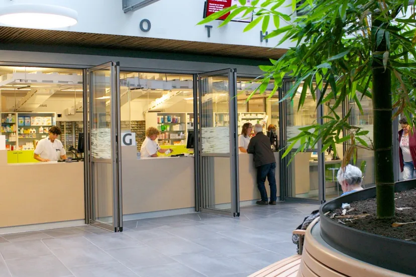 2016 06 21 vooraanzicht meander apotheek