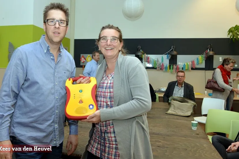 2016 11 11 appel driedorp aed 1