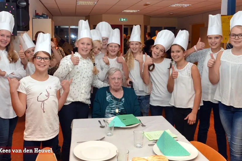 2016 11 16 open krijng etentje 01