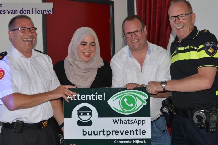 2016 12 02 whatsapp 1000 ogen stitselaar hop 9 6 bis