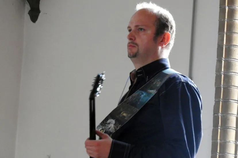 2017 01 02 melcher de vries tijdens een muziekfestival in 2015