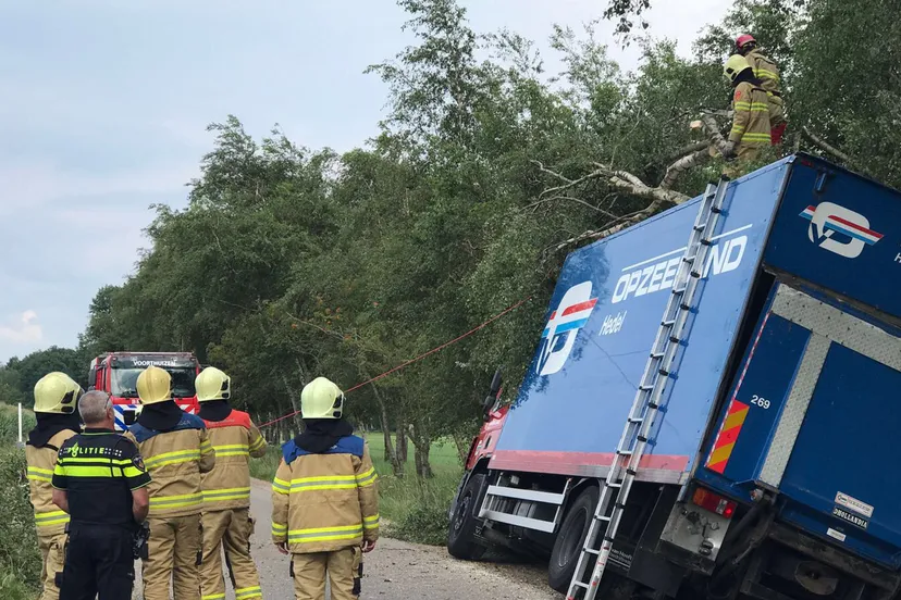 2017 07 20 gekantelde vrachtwagen 1