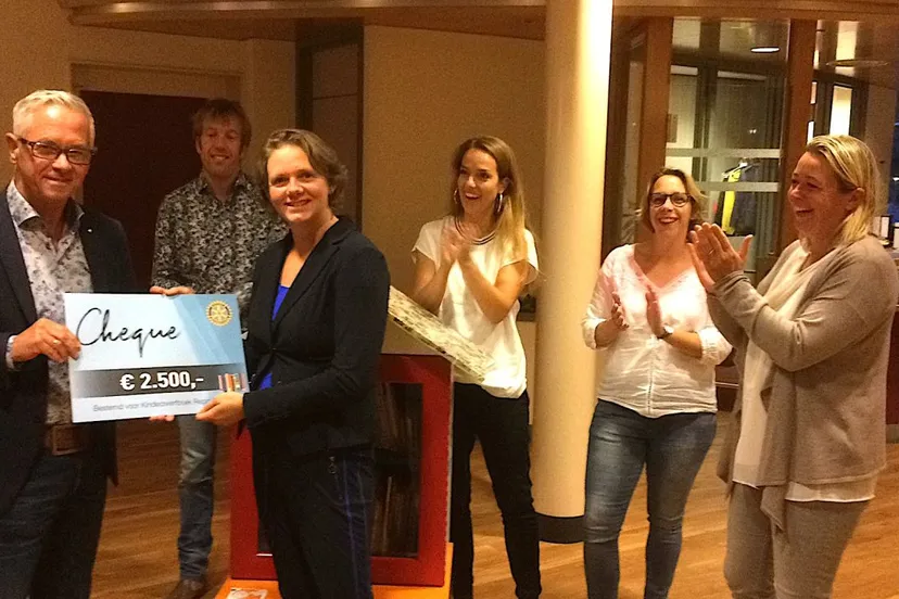 2017 09 12 rotary kinderzwerfboekstation