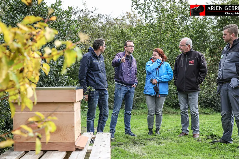 2017 09 14 bijenkast corlaer 04