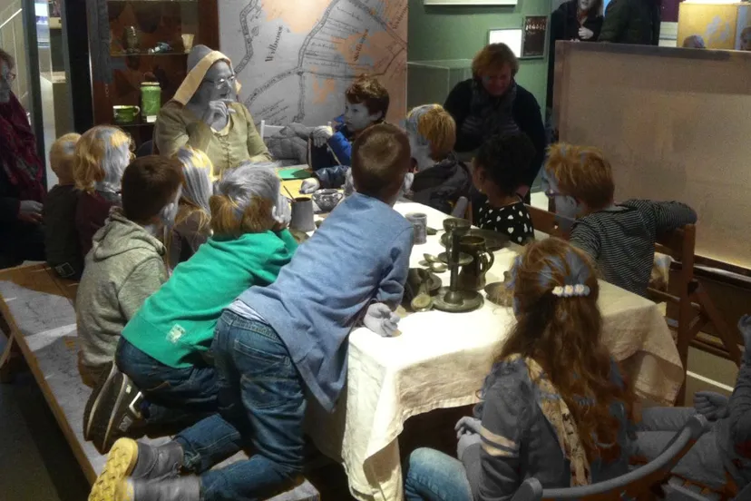 2017 10 08 voorlezen in museum nijkerk